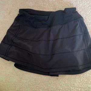 Black lulu lemon skirt
